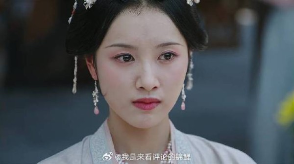 姜雪宁重阳赏花 心机女前往套近乎，不想直接被无视