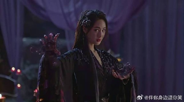 南颜乖乖交出珠子 女魔头乐坏，一看被下毒傻眼了