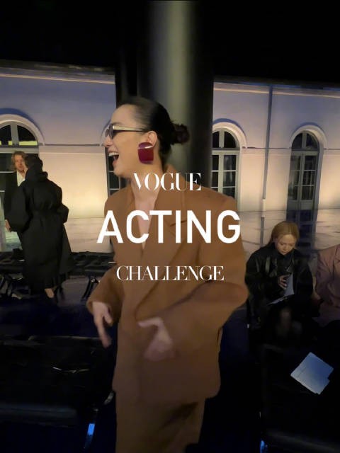 「VOGUE Acting Challenge」在SAINT LAURENT秀场…