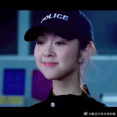 这不就是兔子警官走进现实嘛！