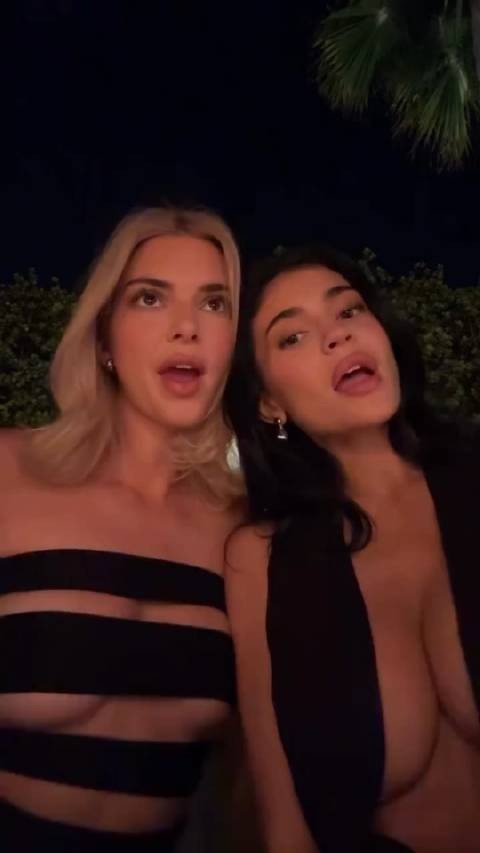 姐妹花Kendall与Kylie参加派对