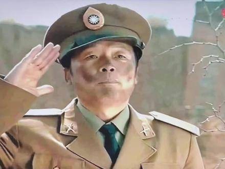 特意重温了《亮剑》,原版真是太经典了,简直就是黑桃A啊
