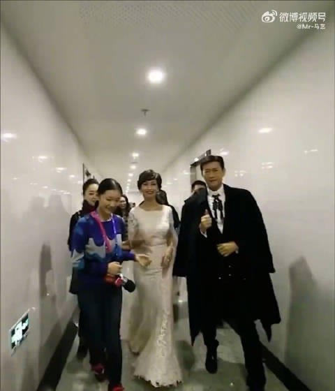 郑少秋77岁,赵雅芝71岁,这两位老师的同框…