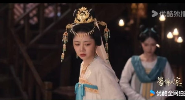 谭松韵南诏神女妆造惊艳亮相,异域风情尽显无疑