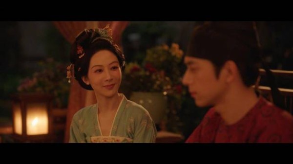 以何惟芳@杨紫 小名制作的宫灯、各类牡丹纹样……