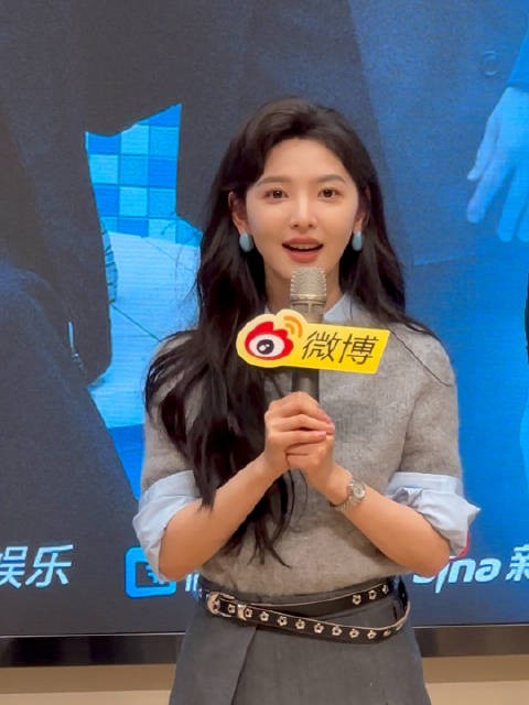 章若楠现场清唱,本人真的好美好甜好灵!