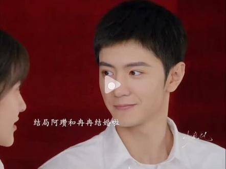 每次看都会流泪,这《白色橄榄树》真的触动人心弦