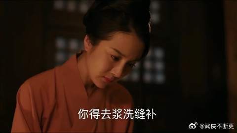 顾廷烨把自己以后惨状给曼娘说了，曼娘心口不一的应着他