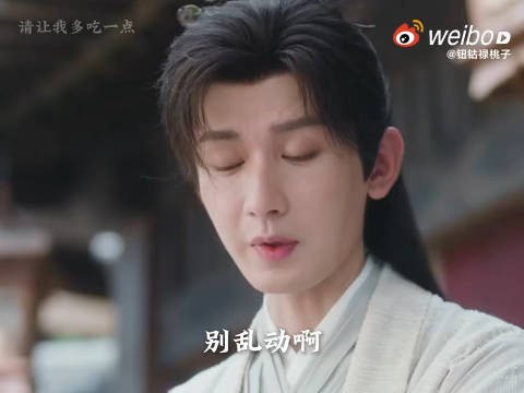 《与君歌》重播再登顶!暴雨拉弓、咳血戏份超级经典!