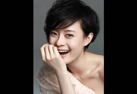 面对找上门来的绿茶曼黎不再掩饰直接承认离婚的事实 孙俪/胡杏儿