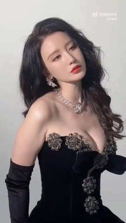 张姐真有女人味