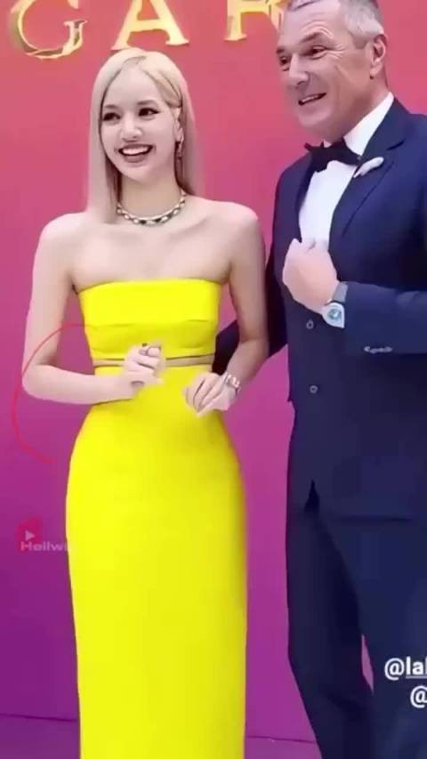 宝格丽这个老外,中外女明星都抹遍了 lisa也不敢拒绝