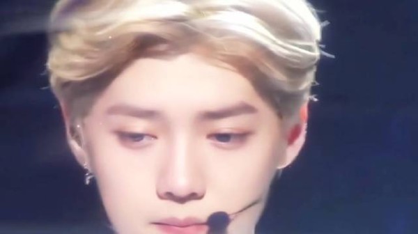看完浪姐版baby dont cry,回顾下白月光吧 真的是意难平的一首歌!