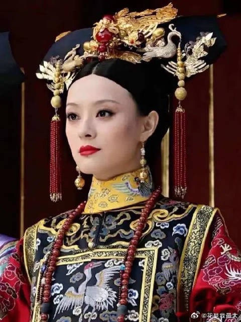 “甄嬛:应对去母留子之问,言辞间尽显智慧与从容……”