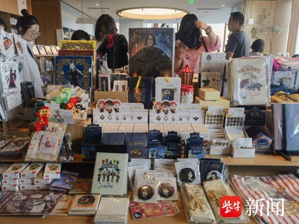 文化中国行|一起逛书店吧，五一假期给文化体力充个电