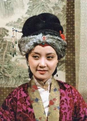 王熙凤为何敢将黛玉和戏子相提并论？原来另有深意