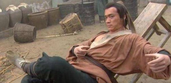 武松的武艺放在《隋唐演义》属于什么水平？能否排进前十？