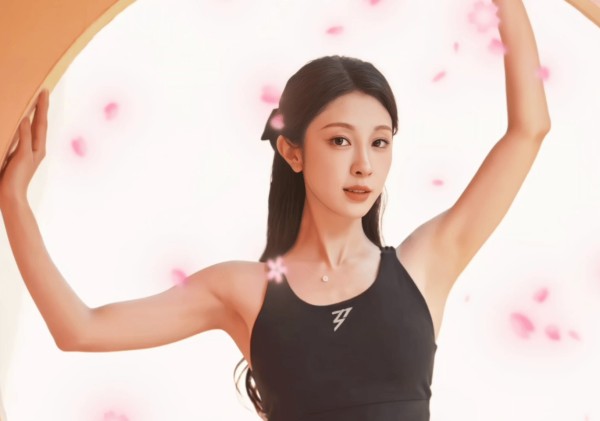 张小婉管乐《乘风2025》舞台展现女性情谊动人力量