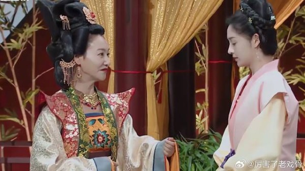 宫女密谋陷害妃子，反叛行为被揭露，宫廷内斗升级