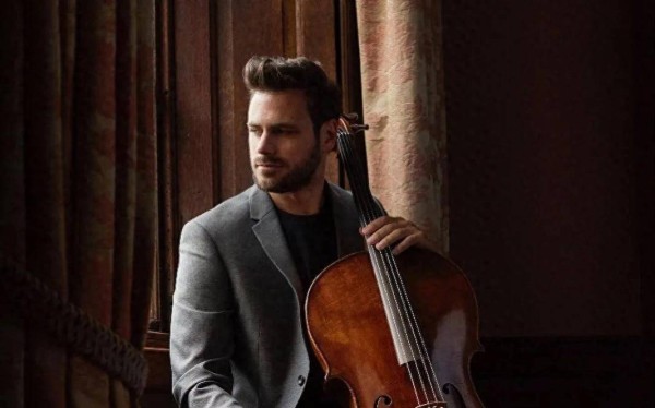 大提琴上的跨界狂想——斯蒂潘·豪瑟（StjepanHauser）