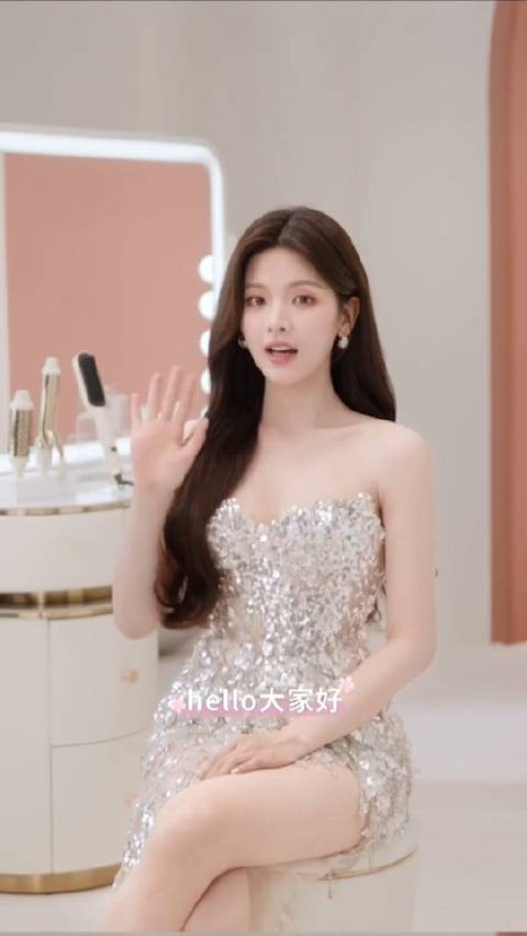 美出天际!越看越美的超越妹妹