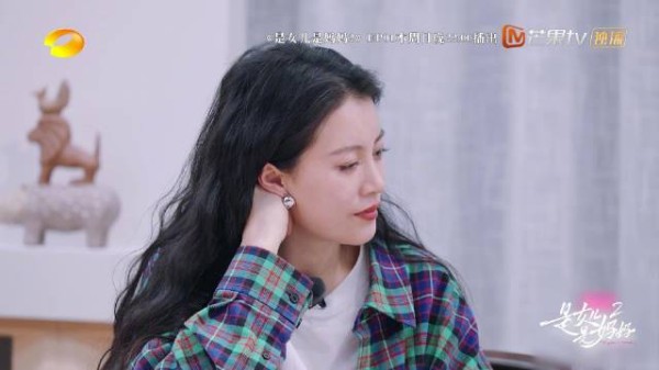 李嘉格婚前五年未与丈夫共度春节,婚姻亲情选择今晚播出