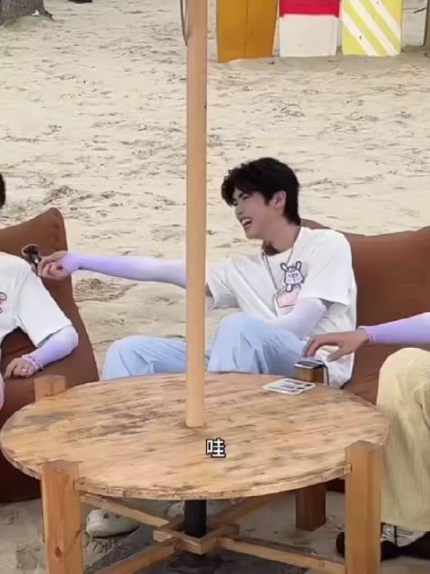 文韬选狗比赛两次,一次狗状元,一次偏科生, 小短腿也有不同的喜好