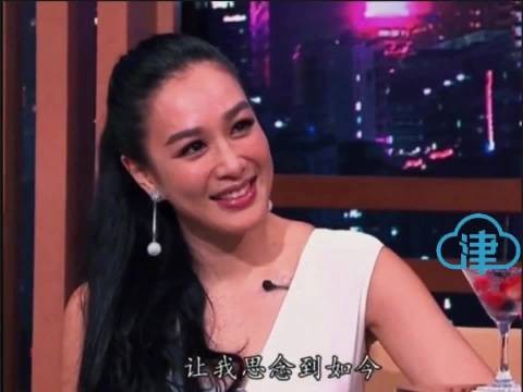 张伦硕@张硕伦-字-峻豪 近期在直播中公开否认与钟丽缇