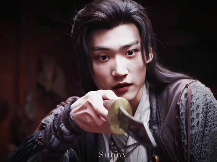 “咱们都不是什么好人,用不着唬我” 这句台词简直透着反派的味道,太带感了