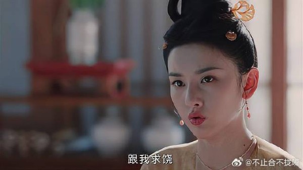 有点傲娇但不多,半夏那不值钱的样子,家庭地位堪忧啊