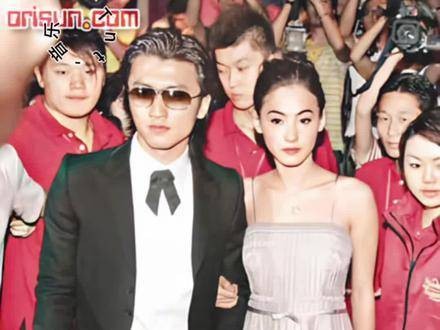 谢霆锋谈及婚姻,其实内心也不想走到离婚那一步,他想必也有自己的难言之隐