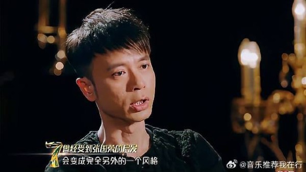 李克勤追忆张国荣,谈及哥哥去世时的反应,话里满是不舍