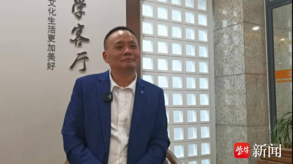 在图书馆里我找到生活的诗和远方，一位来自盐城的南京图书馆读者的故事