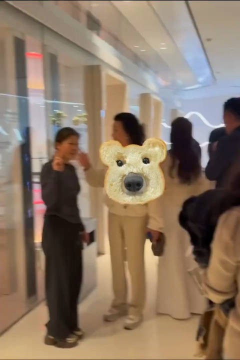 汪小菲大婚在即!S妈悲痛发声叹法律不公:近在咫尺却看不了孙子!