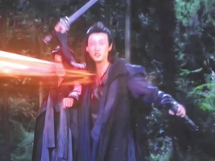 可怜的千麟,今后再也没有人疼爱了