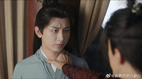 莲花楼:笛飞声打败李相夷,意外听到他受伤真相,当场要掐死他