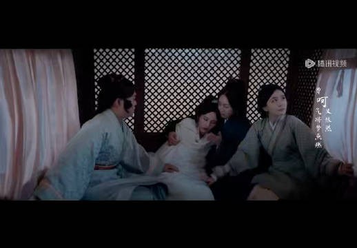 王思成饰盾哥与李雪琴组小桃CP