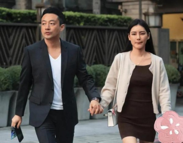 汪小菲与马筱梅大婚前夕，S妈再度发文控诉，张兰紧急发声送祝福