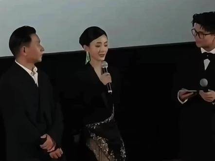赵丽颖的新恋情被曝光，原来是之前合作过的导演，新男友帮忙带娃非常暖心