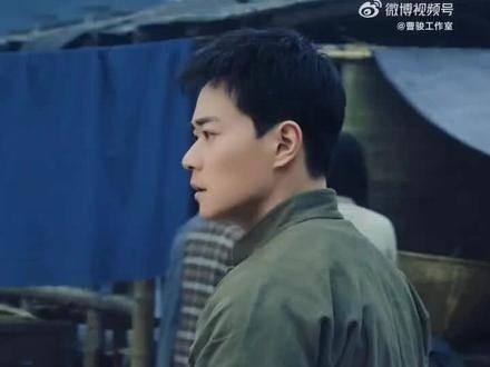 无需与任何人比较,他本身就是最出色的