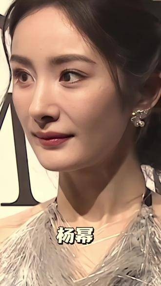 38岁的大幂幂,在无美颜无滤镜下怼脸直拍的状态依然很美!