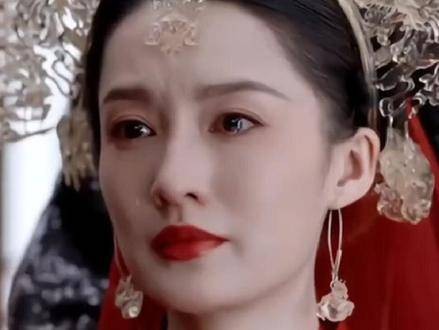 李云睿自称最美，唯一认可他人美貌