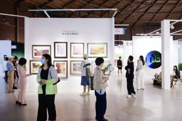 北京廿一现当代艺术博览会开幕，53家画廊兼具本土与国际视野
