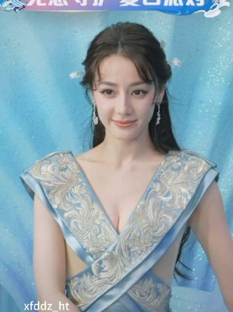 迪丽热巴直播 是美人鱼啊 这谁顶得住