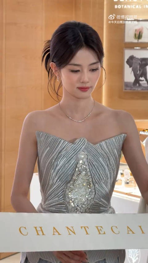 随便挑一个视频出来都美得要命了！