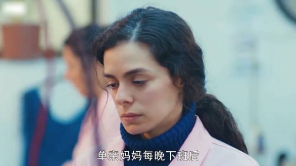 单亲妈妈宁可失去双腿 也不接受妹妹的骨髓