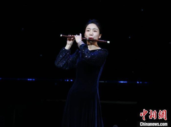 青海大剧院上演“中国经典名曲音乐会”