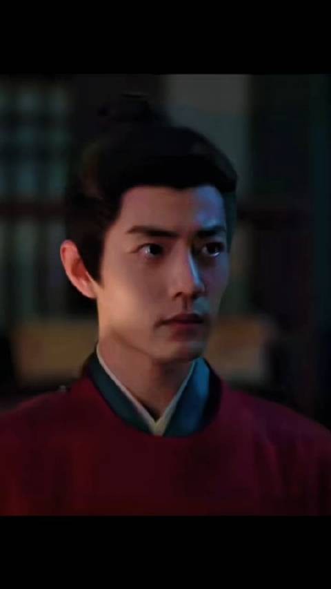 ber笑得我们藏海的脖子是什么打卡点嘛～ 每个人都要架一下 我