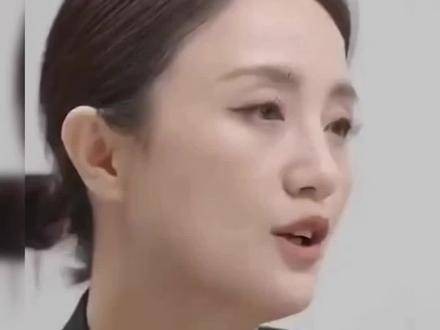 《造城者》开机时气温很高，朱媛媛却依旧裹着军大衣出现
