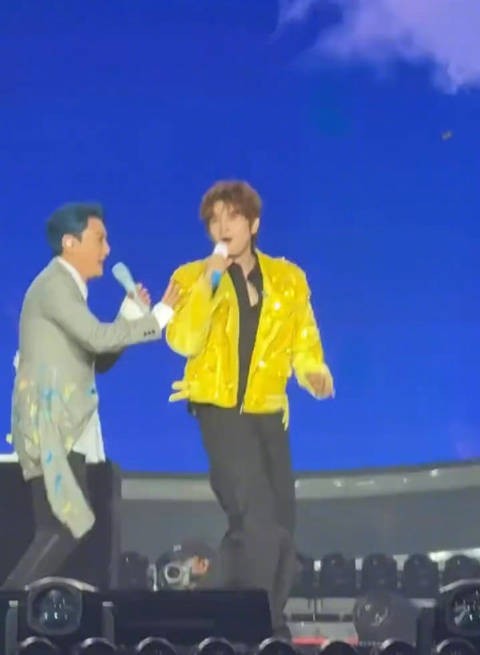 张远这是被偶像赶下台了
